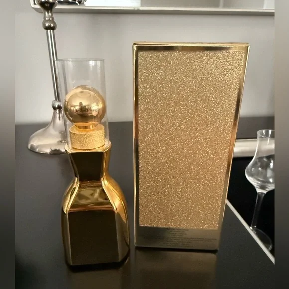 NIB Jimmy Choo Gold I Want Choo Le Perfume - Picture 3 of 6